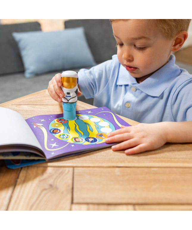 Sticker WOW!™ Activity Pad & Sticker Stamper - Astronaut