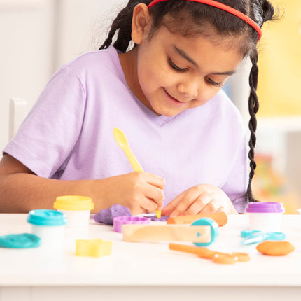 Created by Me! Cut, Sculpt & Roll Modeling Dough Kit