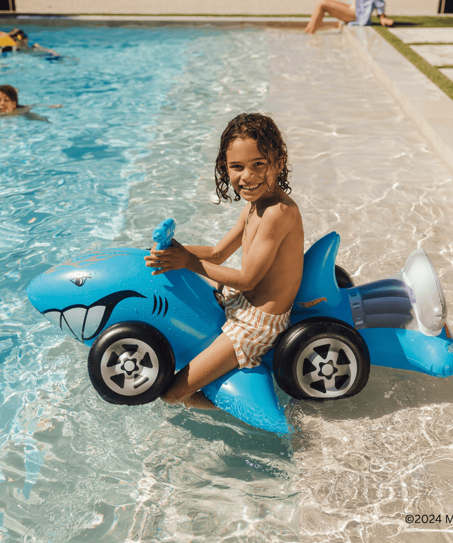 Kids Sharkruiser ™ Float