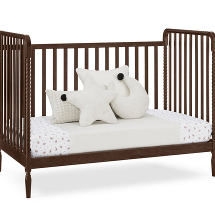 Lily 4-in-1 Convertible Crib
