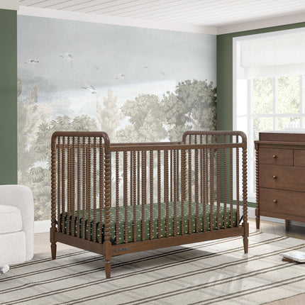 Saint 4-in-1 Convertible Crib
