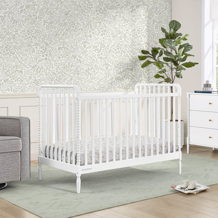 Lily 4-in-1 Convertible Crib